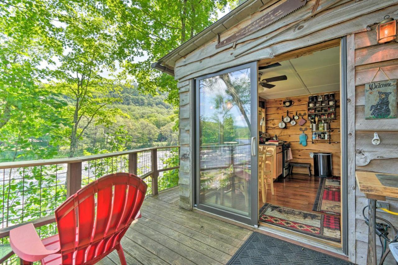 Adirondack Mountains Cottage Near Gore Mountain! Warrensburg Exterior photo